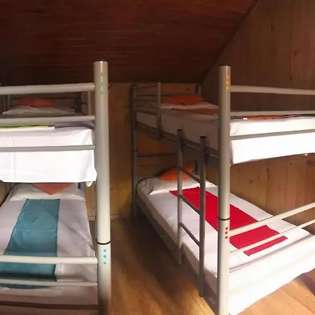 Casa Barbie - Str Principala Nr 8 Hostel