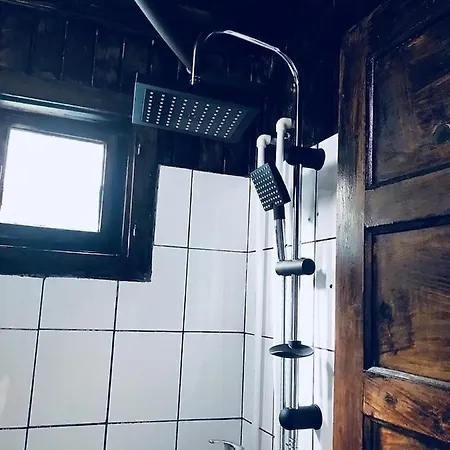 Casa Barbie - Str Principala Nr 8 * Costinesti