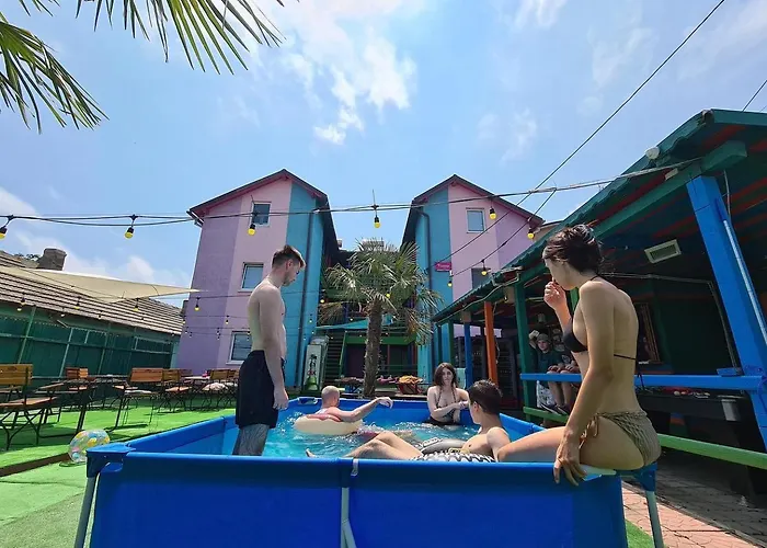 Casa Barbie - Str Principala Nr 8 Hostel Costinești