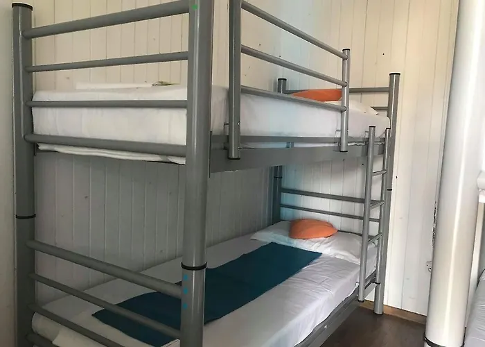 Casa Barbie - Str Principala Nr 8 Hostel *