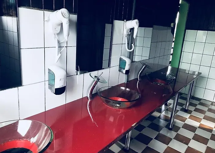 Casa Barbie - Str Principala Nr 8